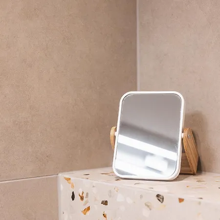 Latte Z Sauna I Silownia - Jezioro Zywieckie * 扎热切